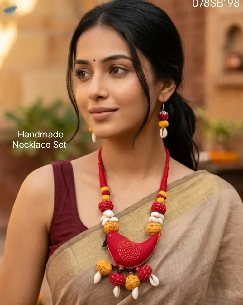 Handmade Red Bird Design Necklace Set