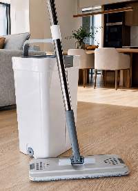 Microfiber Flat Mop with Bucket