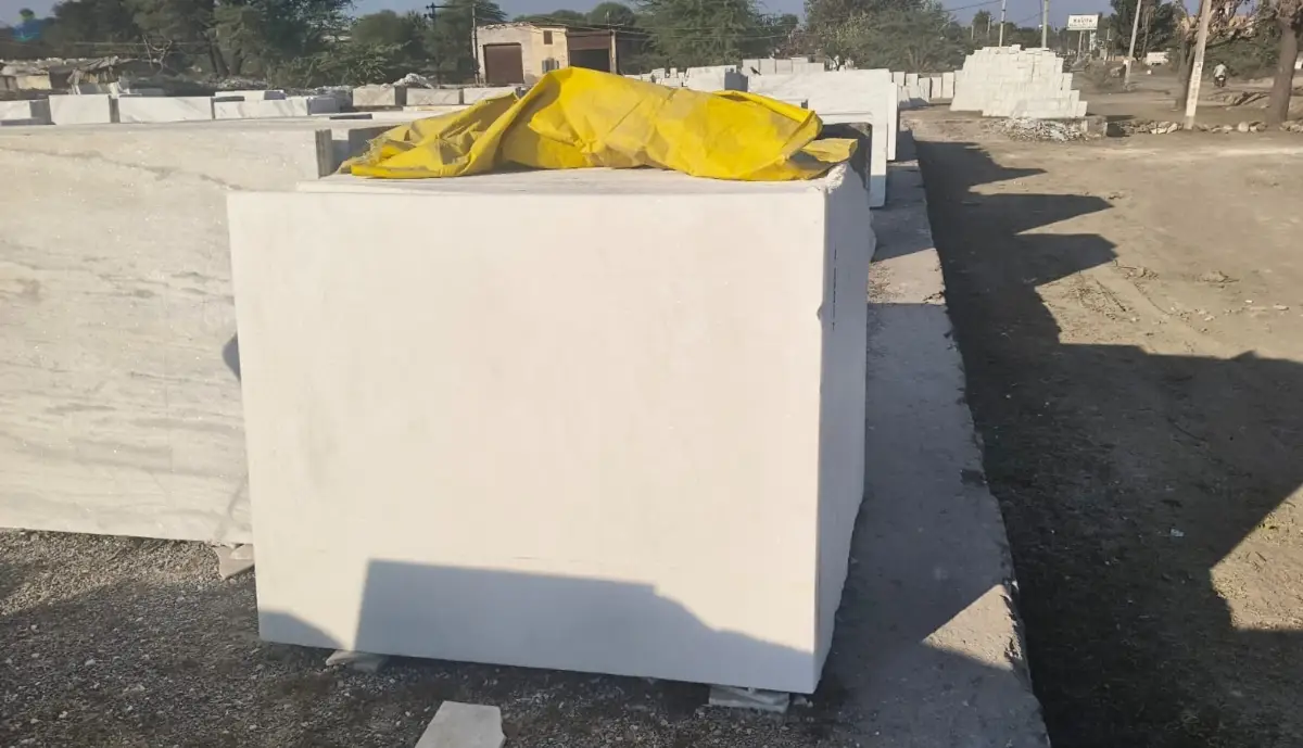 Agaria White Marble Slab And Tiles
