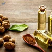 Premium Export Grade Quality Nutmeg Oil