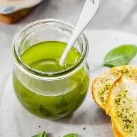 Premium Quality Export Grade Basil Oil