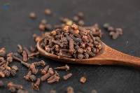 Premium Whole Cloves Spice Export Quality