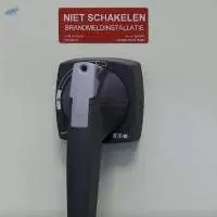 Flat Plastic Nameplates and Signs