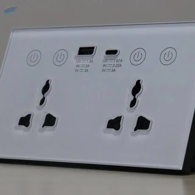 Tuya ZigBee Wall Socket USB A+C 13A
