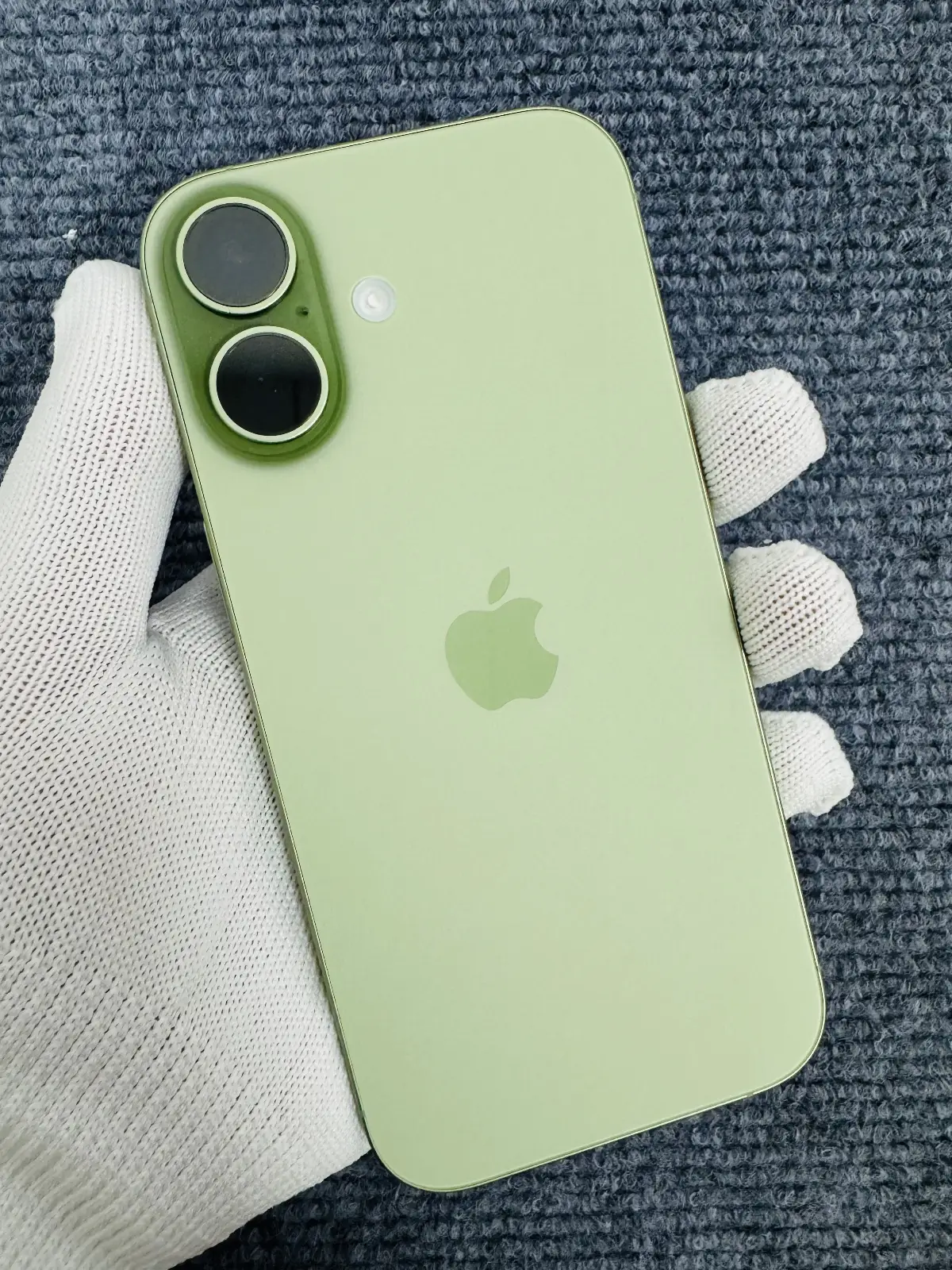 Used iphone 17