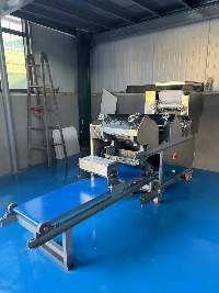 Paste noodle making machine